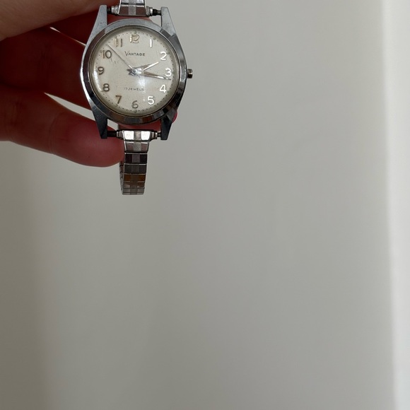 Vantage by Hamilton 17 jewels watch main image 6